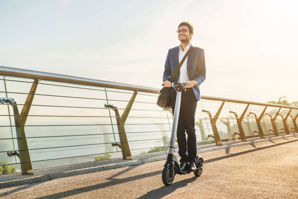 trottinette électrique déplacements travail