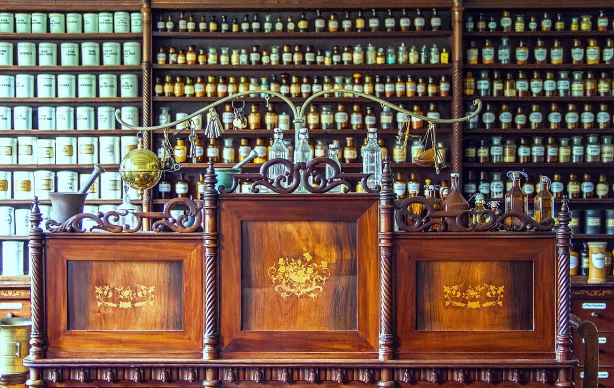 Intérieur d'une pharmacie